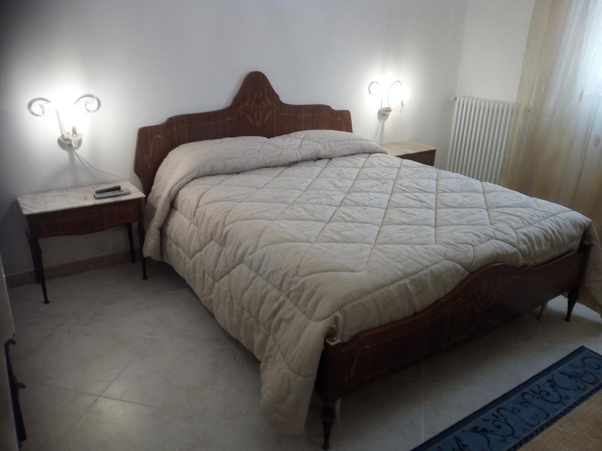 Il Giardino Di Niu Bed & Breakfast Palombaio Екстериор снимка