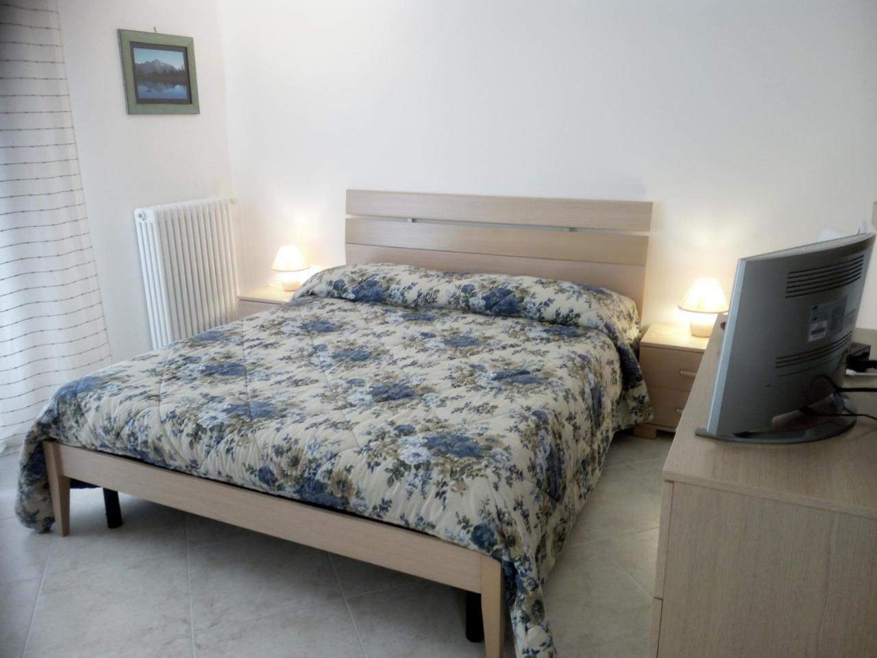 Il Giardino Di Niu Bed & Breakfast Palombaio Екстериор снимка
