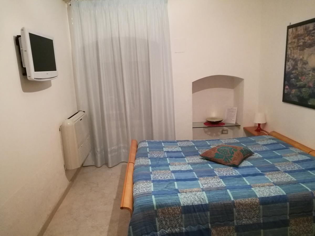 Il Giardino Di Niu Bed & Breakfast Palombaio Екстериор снимка