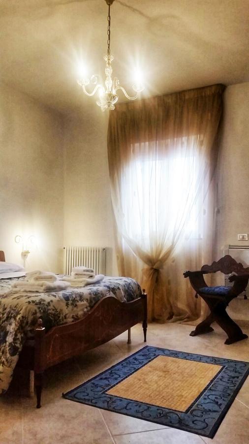 Il Giardino Di Niu Bed & Breakfast Palombaio Стая снимка
